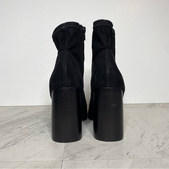 Steve Madden Touchdown Black Faux Suede Bootie 10M - Picture 3 of 13